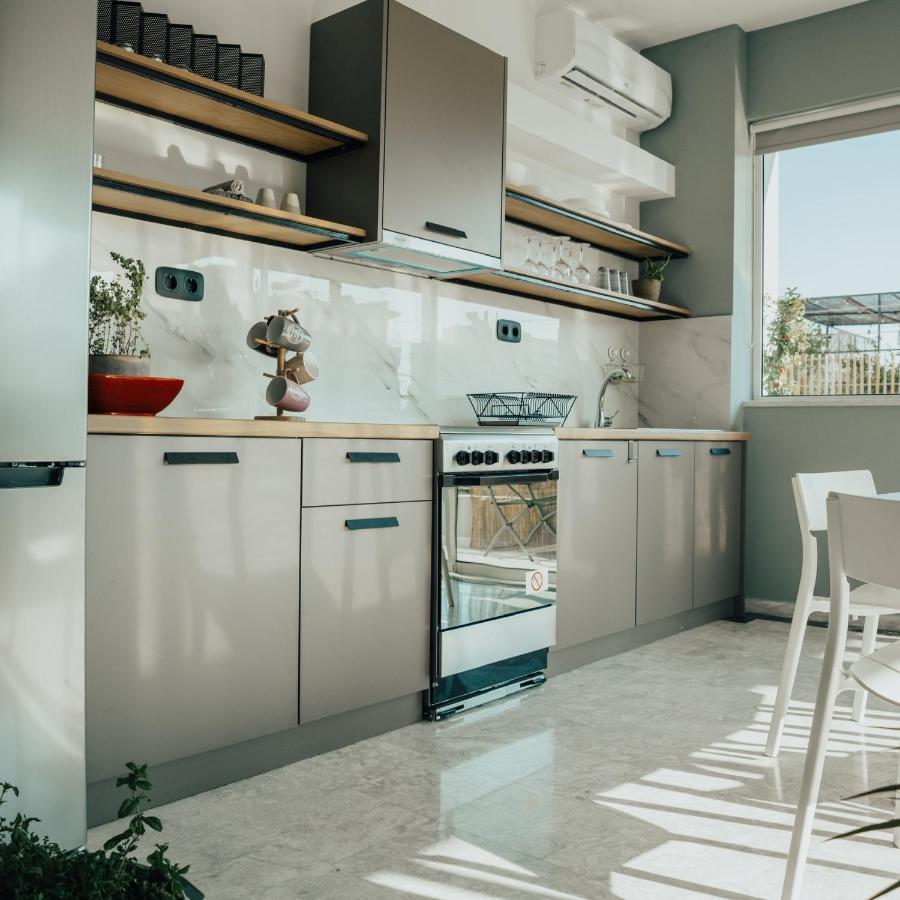 Appartamento Loft With Private Parking Atene Esterno foto