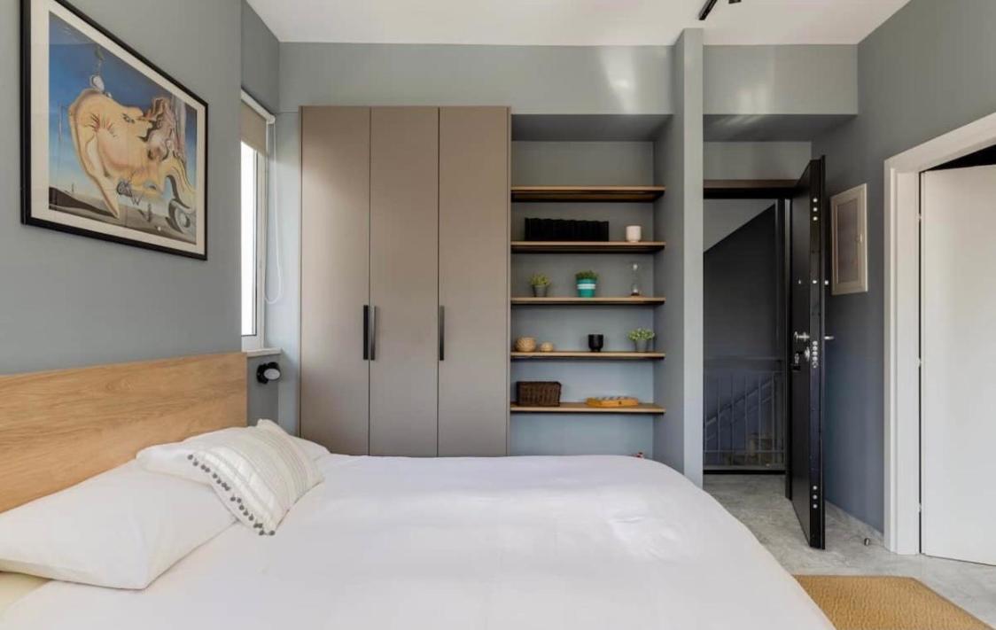 Appartamento Loft With Private Parking Atene Esterno foto