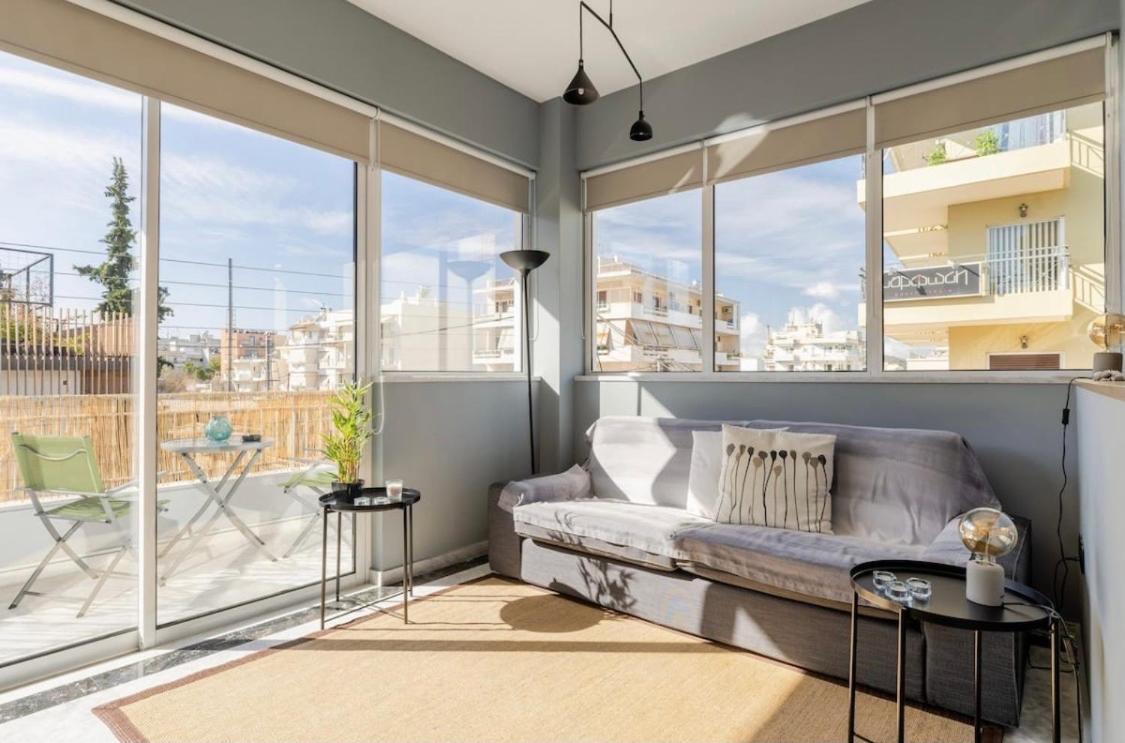 Appartamento Loft With Private Parking Atene Esterno foto
